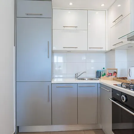 Apartment Golden Tulip