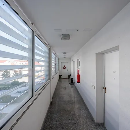 Golden Tulip Apartment *