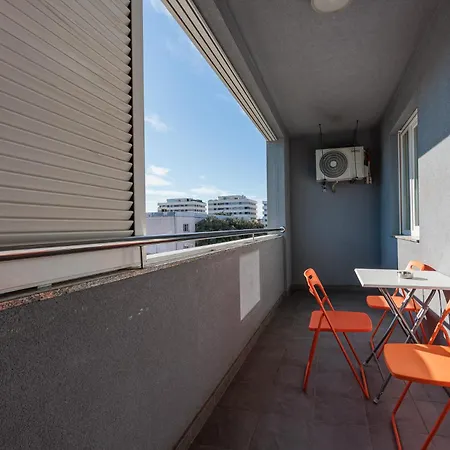 Golden Tulip Apartment