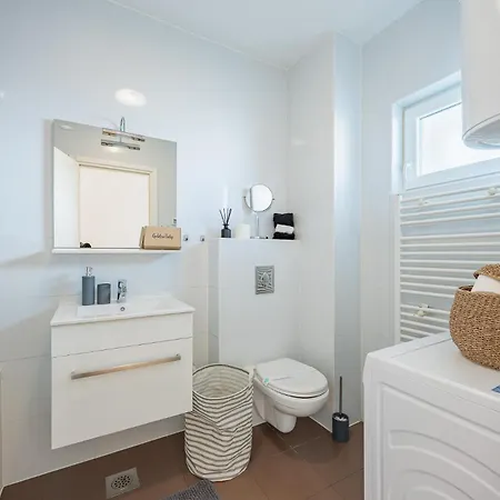 Διαμέρισμα Golden Tulip Ζαντάρ