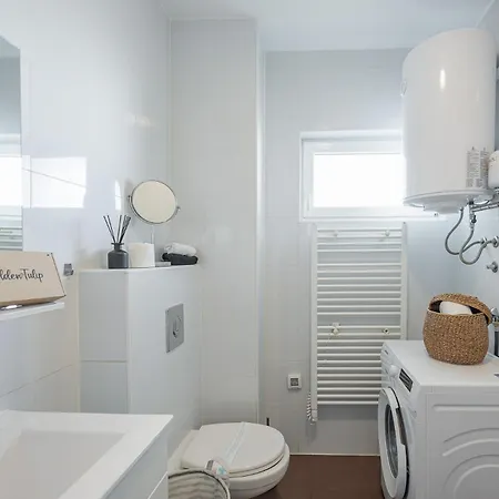 Golden Tulip Ζαντάρ